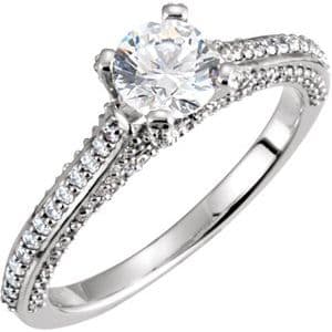 14K White 1/6 CTW Natural Diamond Band